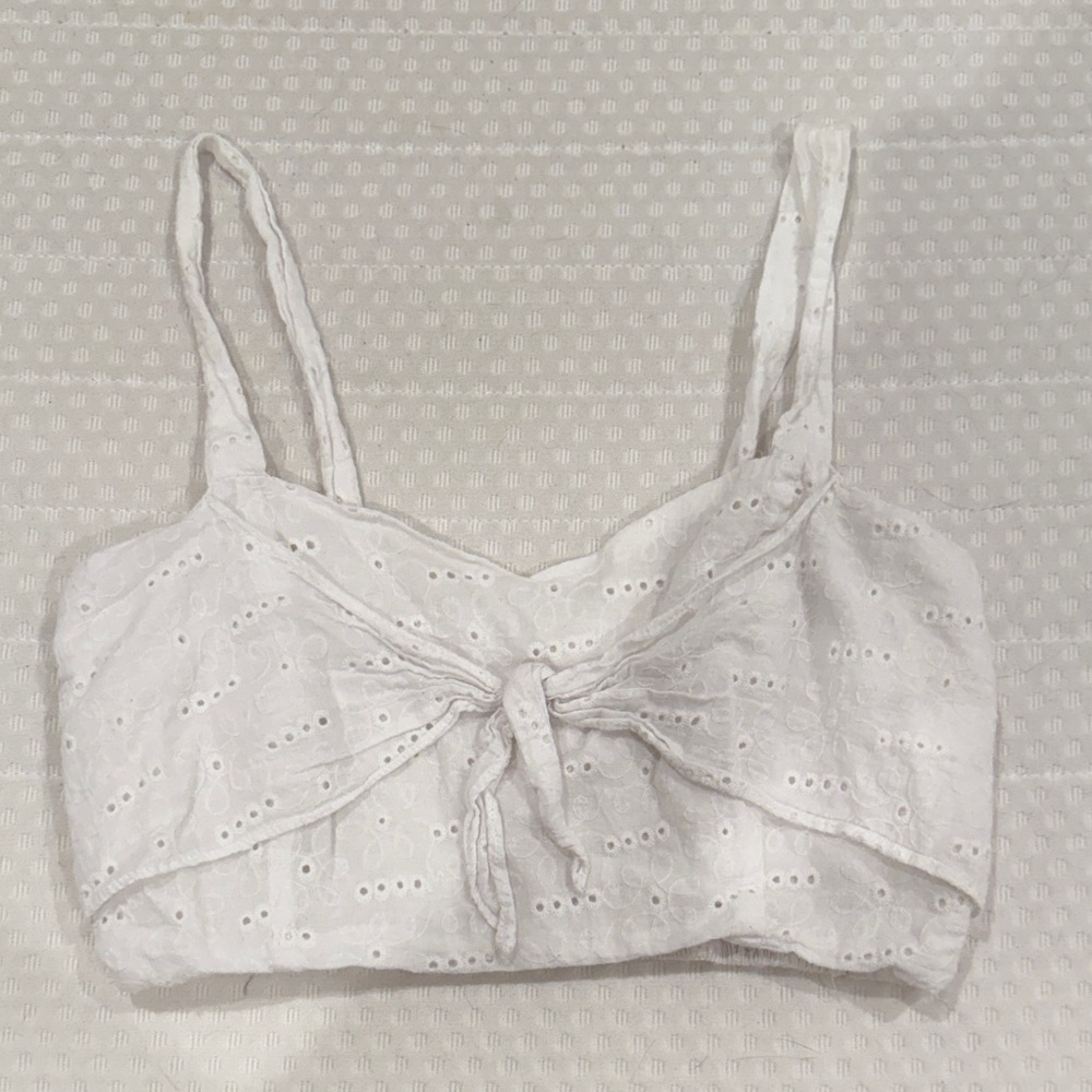 En Creme White Eyelet Crop Top
